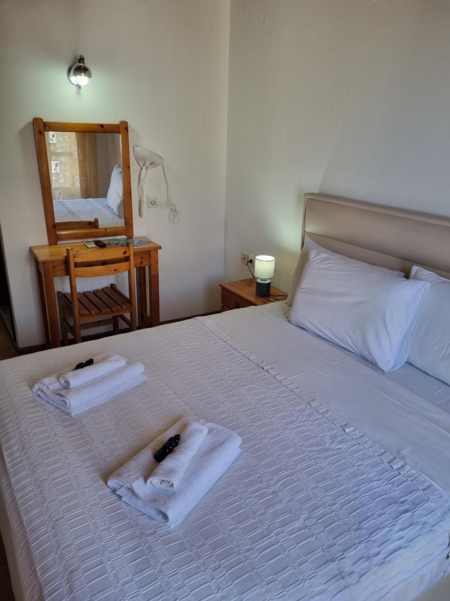 Zeus Guesthouse Παναγία Εξωτερικό φωτογραφία
